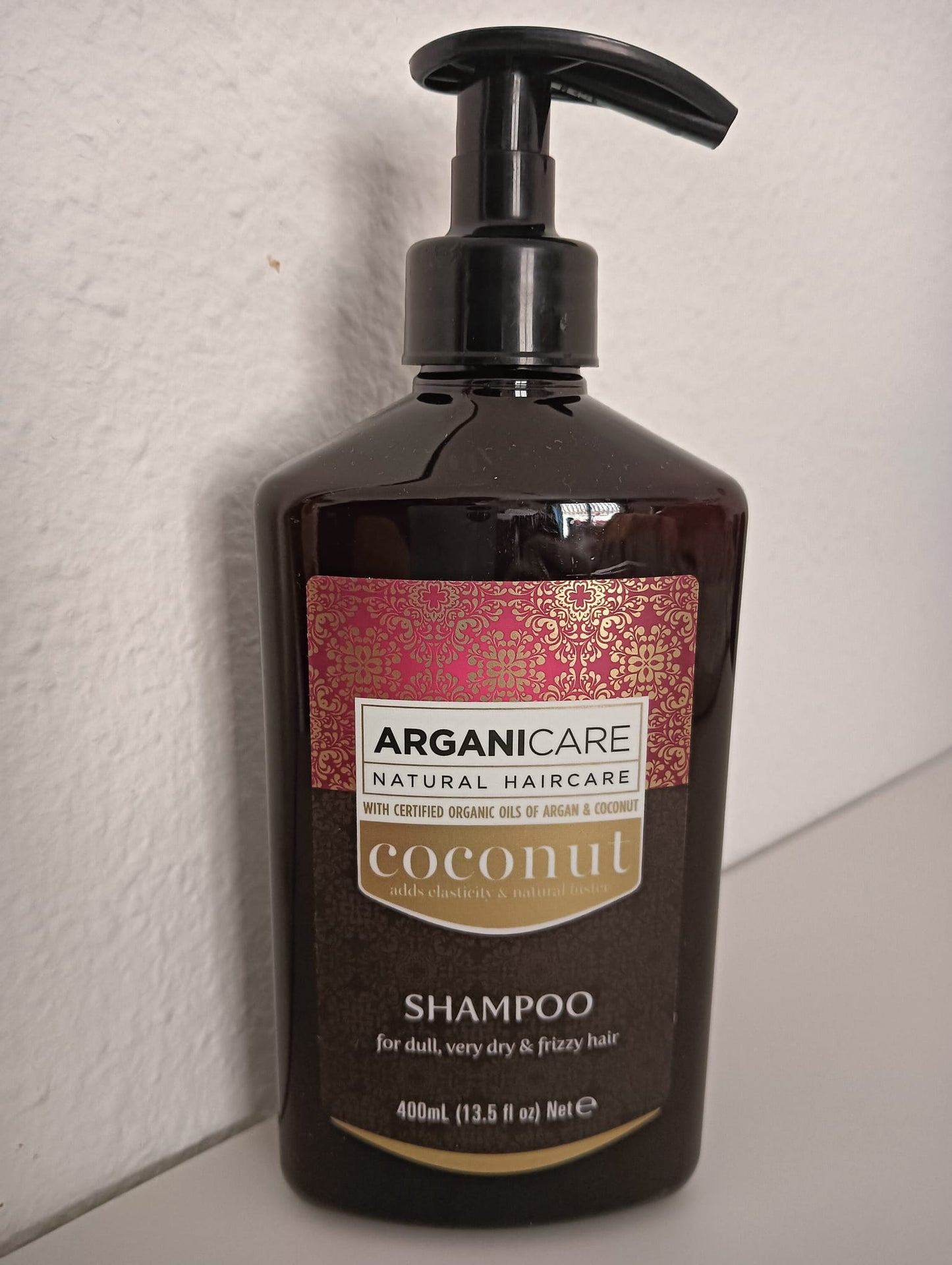 Champú ultra nutritivo con aceite de coco para cabellos apagados