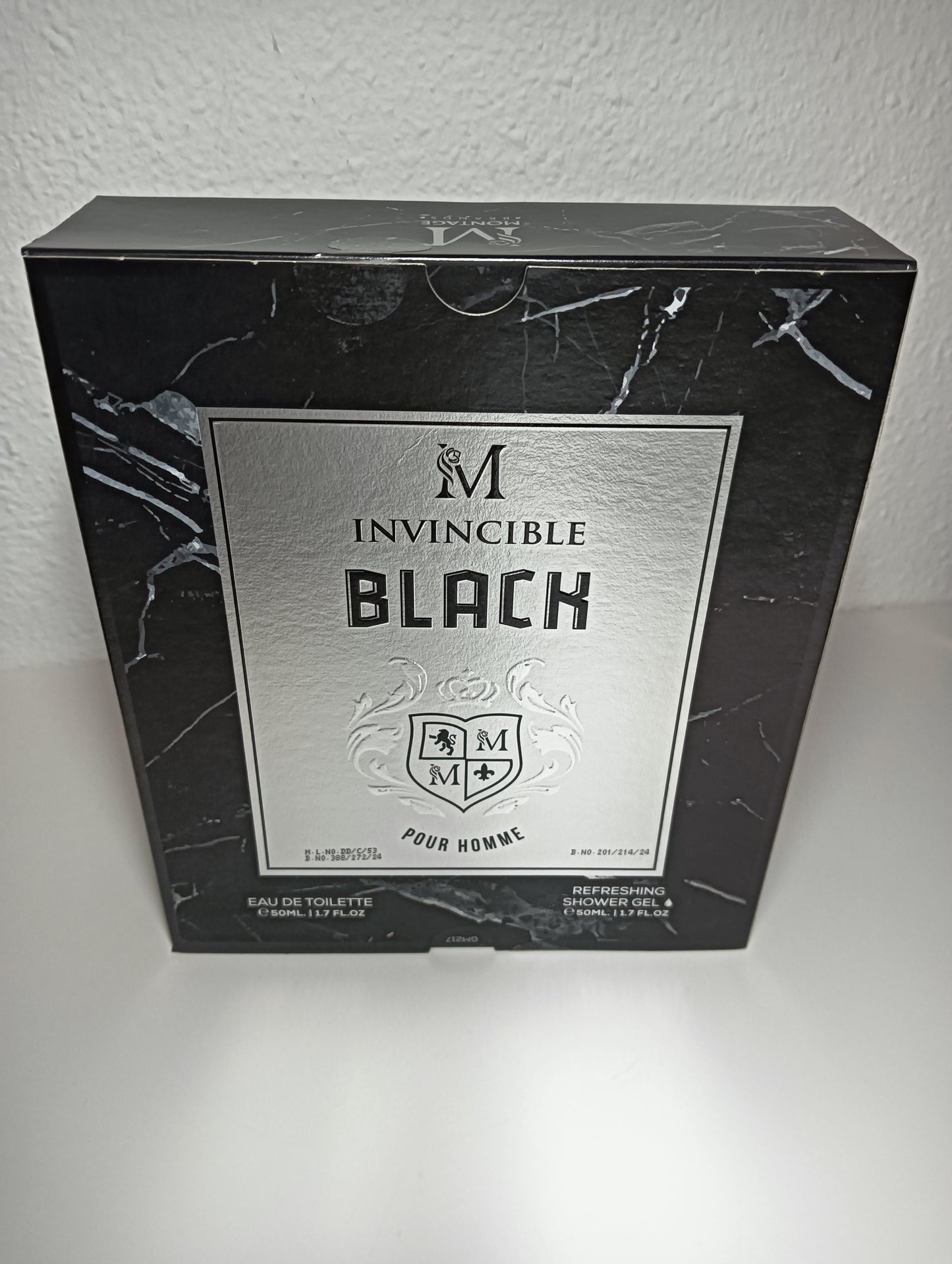 Set Perfume ET Invincible Black – “La Copa Negra” (150 ml + Gel de Ducha)
